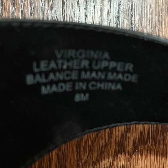 Vintage Ralph Lauren monogrammed wedges. Like new. Size 8 - Picture 5 of 5